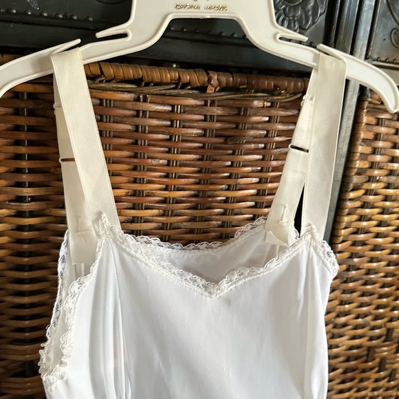 Her Majesty Girls Size 4 Crinoline slip - Picture 4 of 10